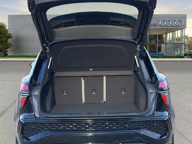 New 2026 Audi Q3 quattro 2.0T AWD/4WD image 11
