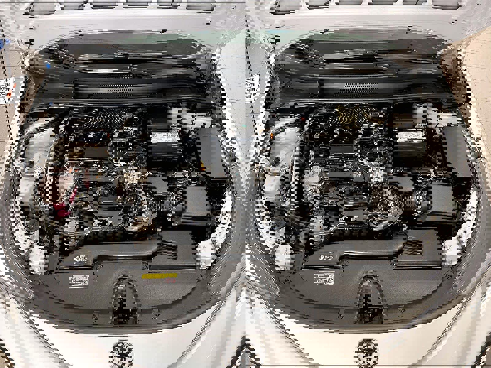 Certified 2025 Toyota Corolla SE FWD image 29