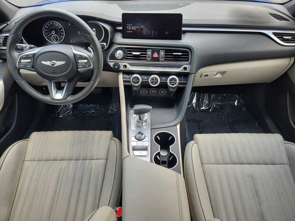 Used 2022 Genesis G70 3.3T RWD image 13
