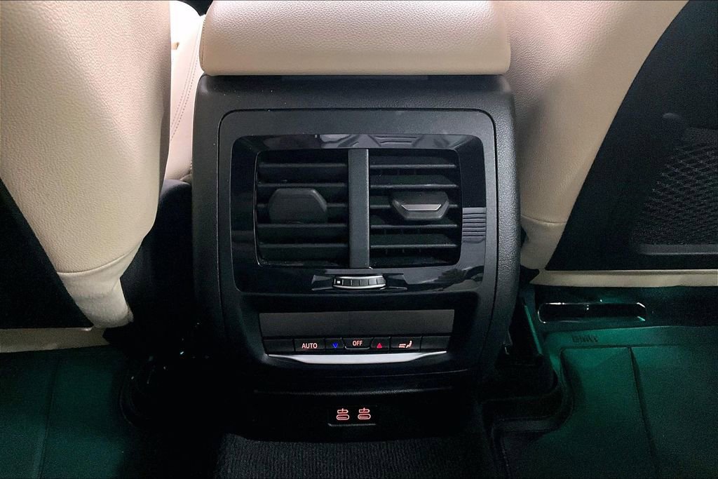 Certified 2024 BMW X3 xDrive30i w/ Premium Package w/ZPA image 32