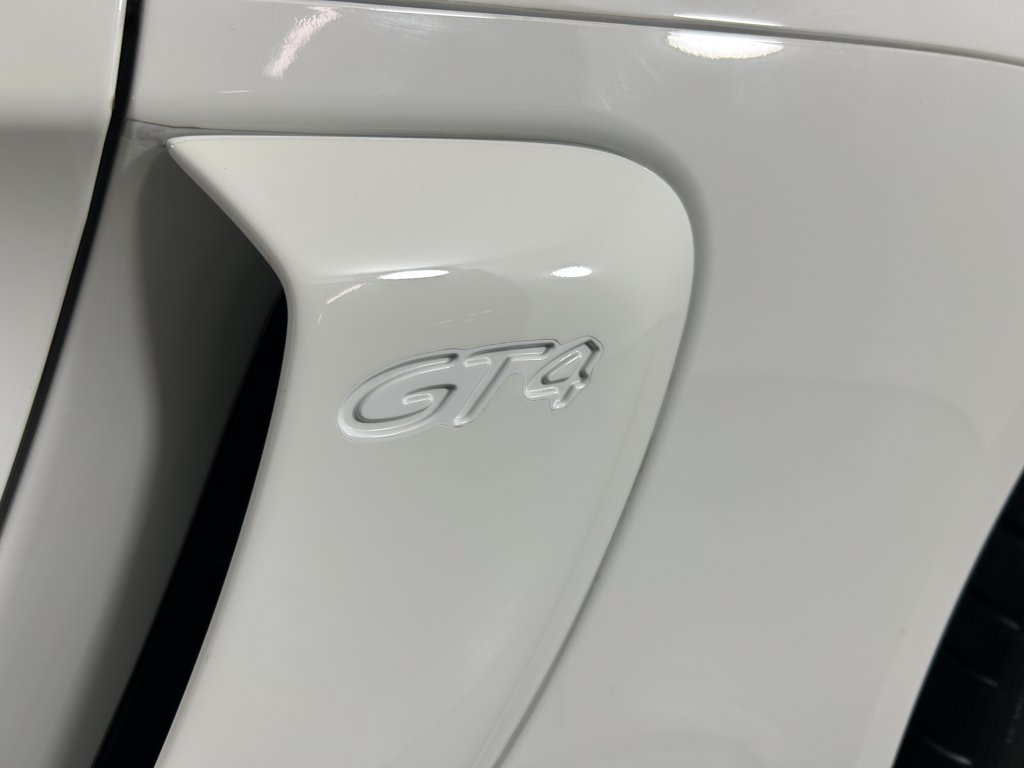 Certified 2016 Porsche Cayman GT4 RWD image 27