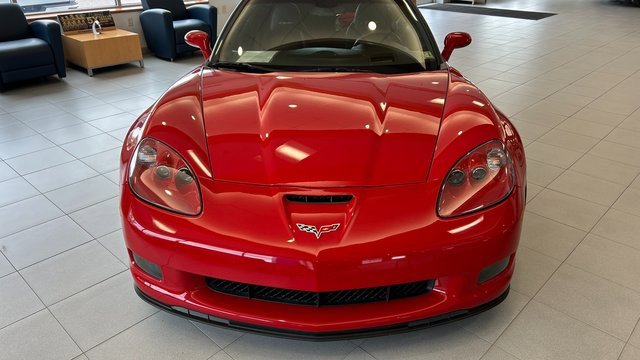 Used 2007 Chevrolet Corvette Z06 w/ Preferred Equipment Group image 2