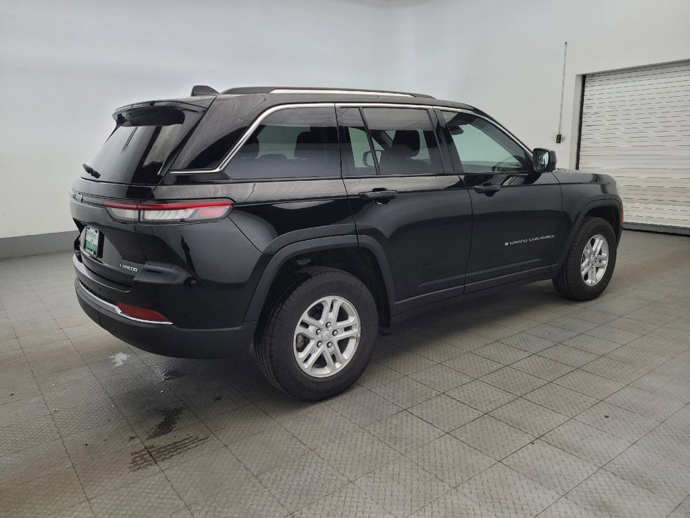 Used 2023 Jeep Grand Cherokee Laredo w/ Luxury Tech Group I image 10