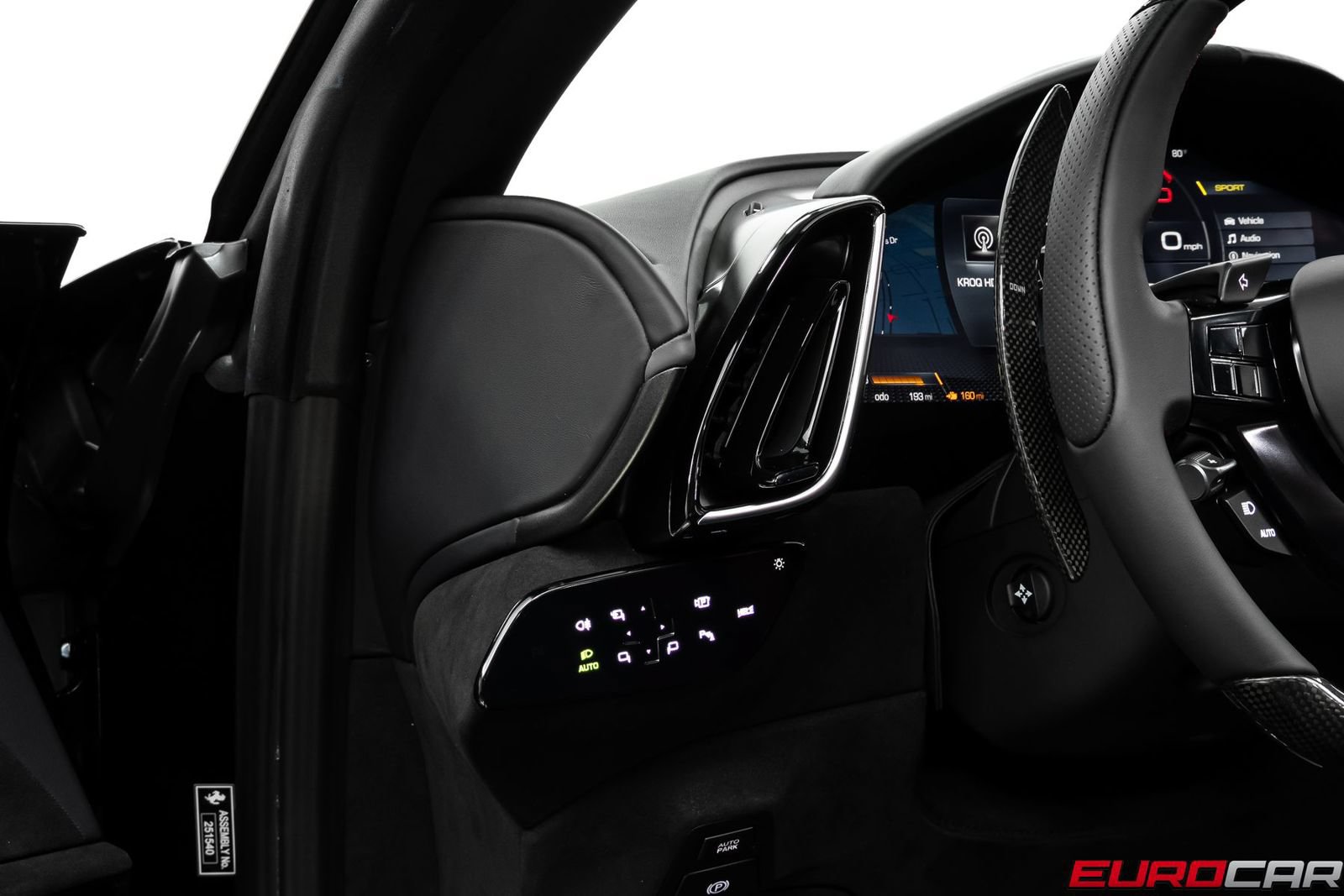 Used 2026 Ferrari Roma Spider RWD image 30