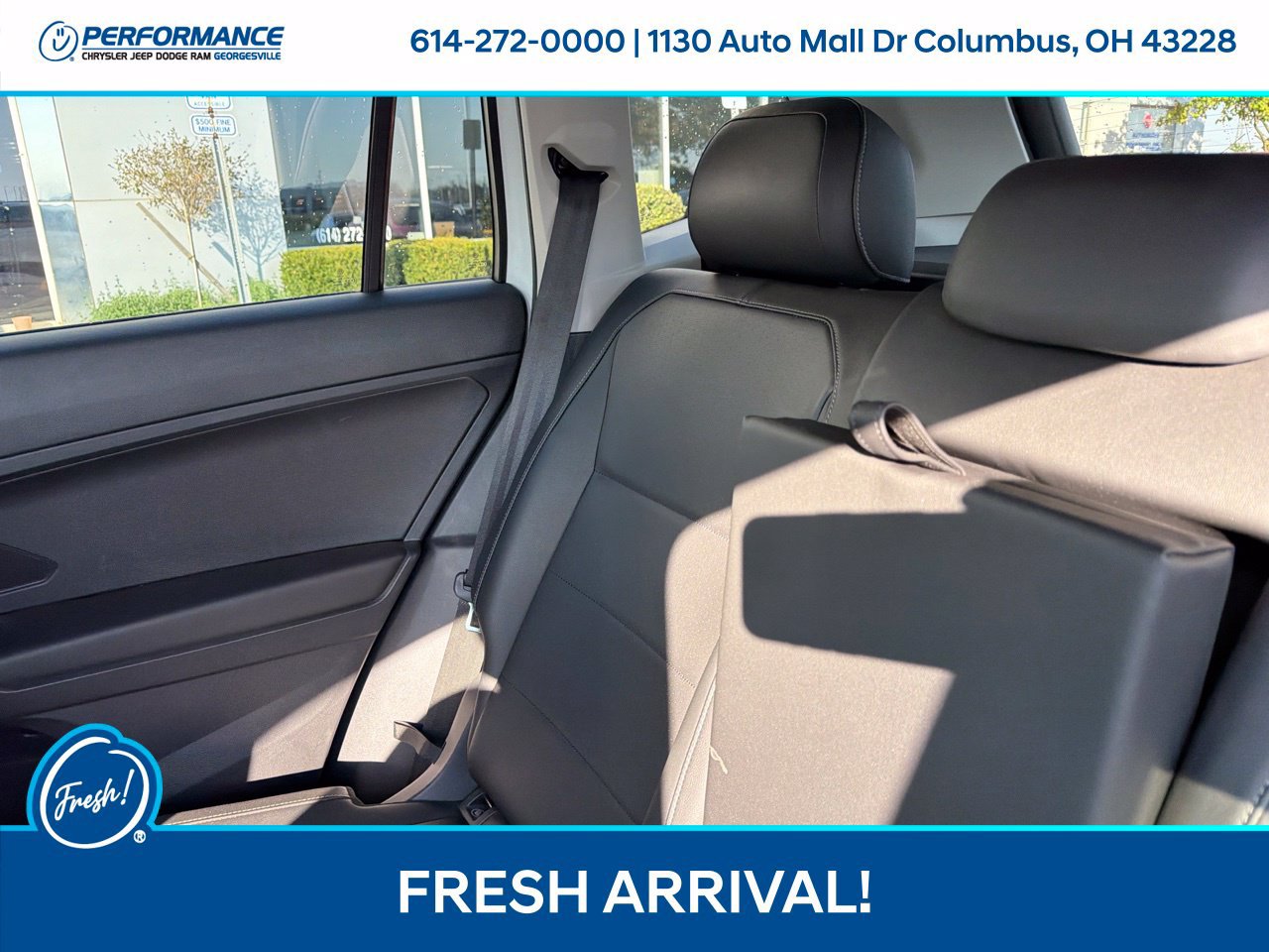 Used 2018 Volkswagen Tiguan SE w/ Panoramic Sunroof Package AWD/4WD image 23