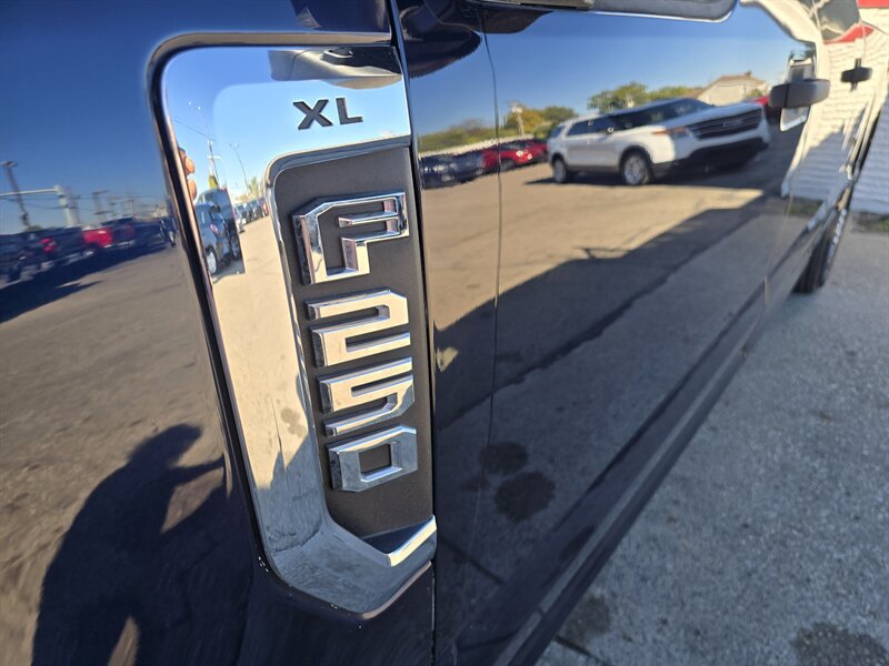 Used 2022 Ford F250 XL w/ Power Equipment Group RWD image 28