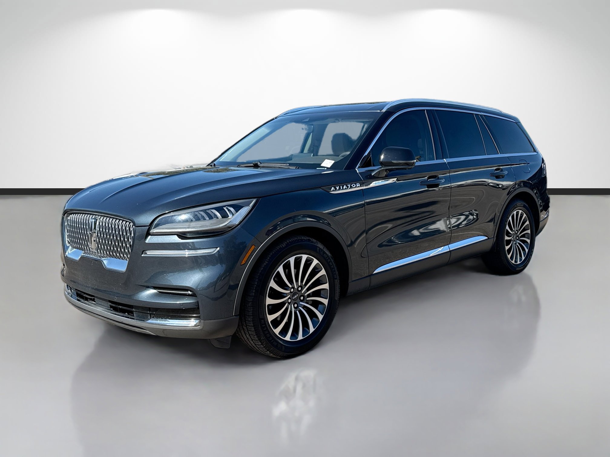 Used 2022 Lincoln Aviator Reserve w/ Elements Package Plus image 7