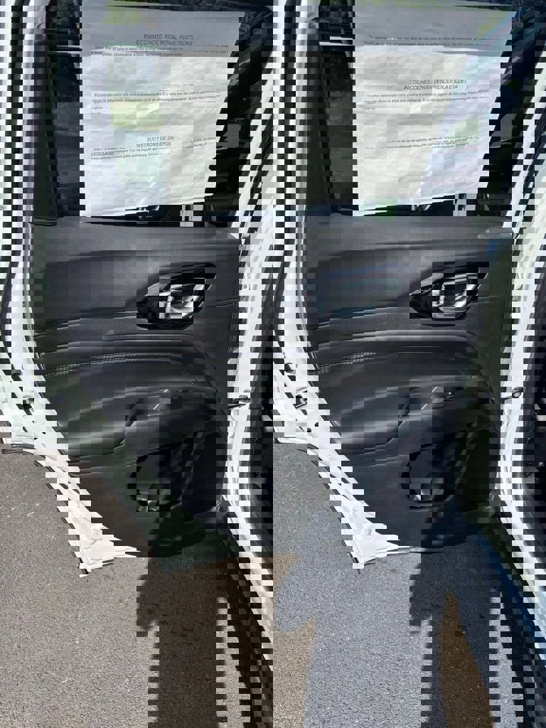 New 2026 Jeep Compass Limited image 15