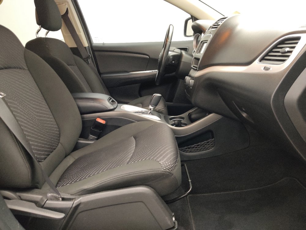 Used 2020 Dodge Journey SE w/ SE Popular Equipment Group image 21