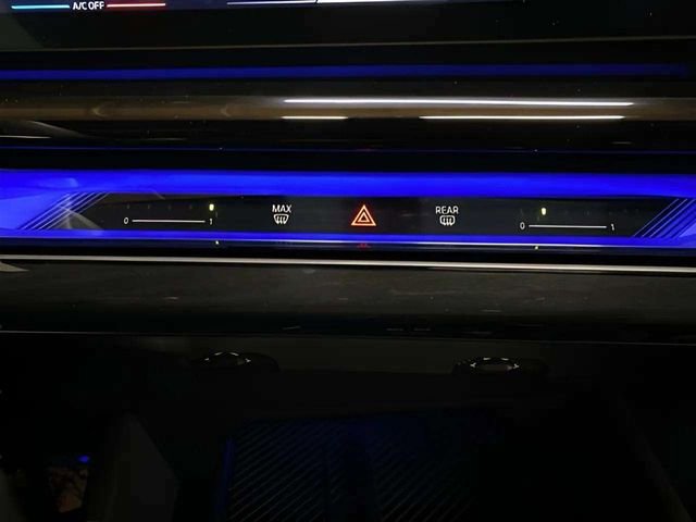 Used 2025 BMW i5 eDrive40i image 48