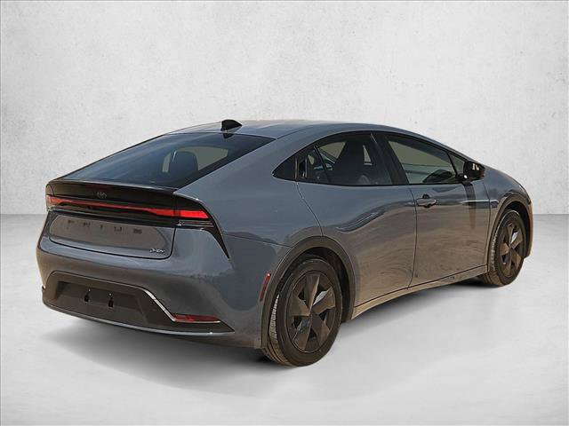 Used 2026 Toyota Prius LE FWD image 5