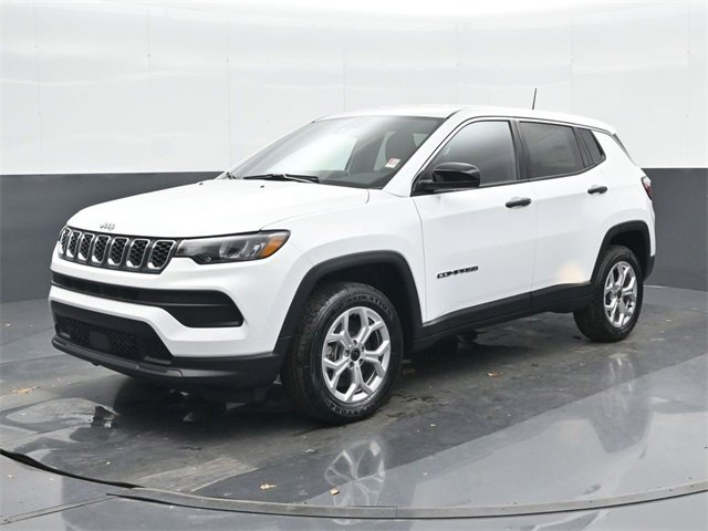 Used 2025 Jeep Compass Sport video 1