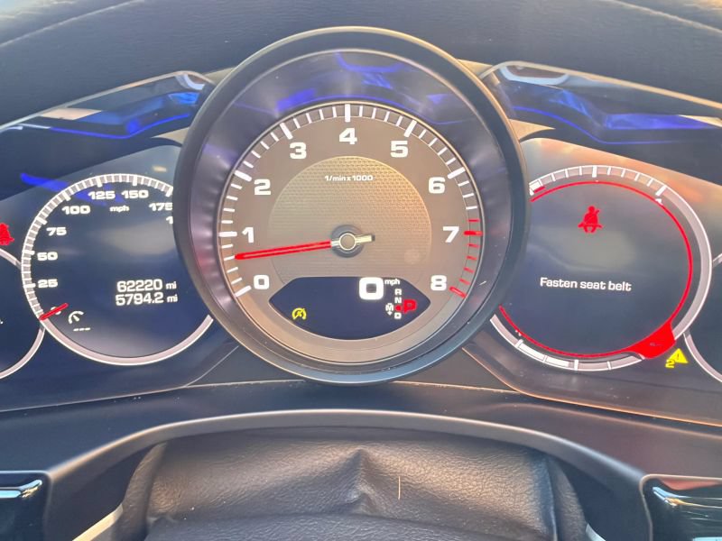 Used 2018 Porsche Panamera 4 AWD/4WD image 23