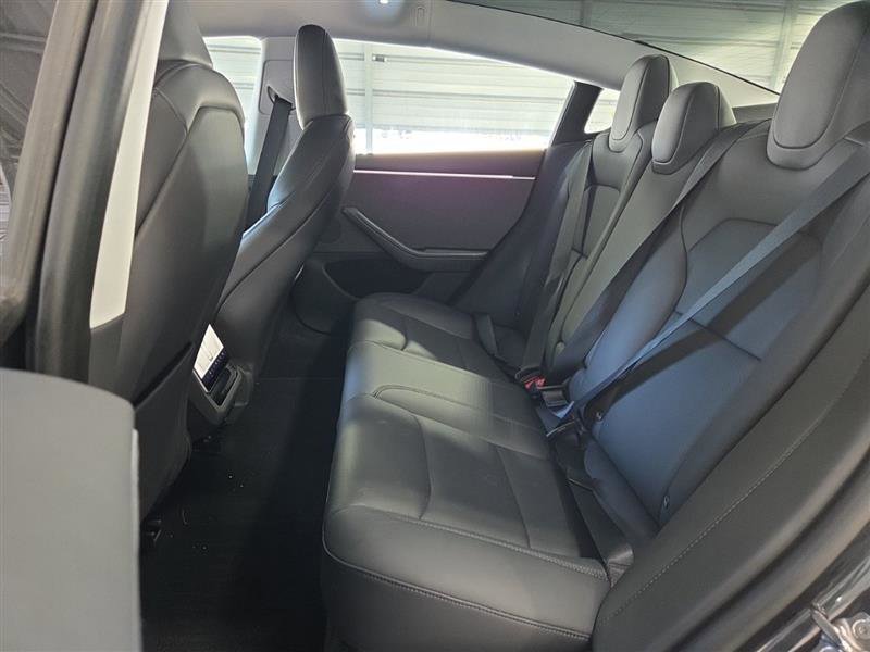 Used 2024 Tesla Model 3 image 9