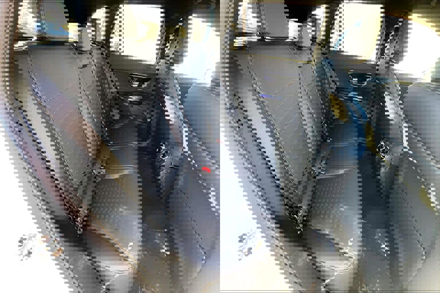 Used 2025 Mercedes-Benz GLC 300 4MATIC image 19