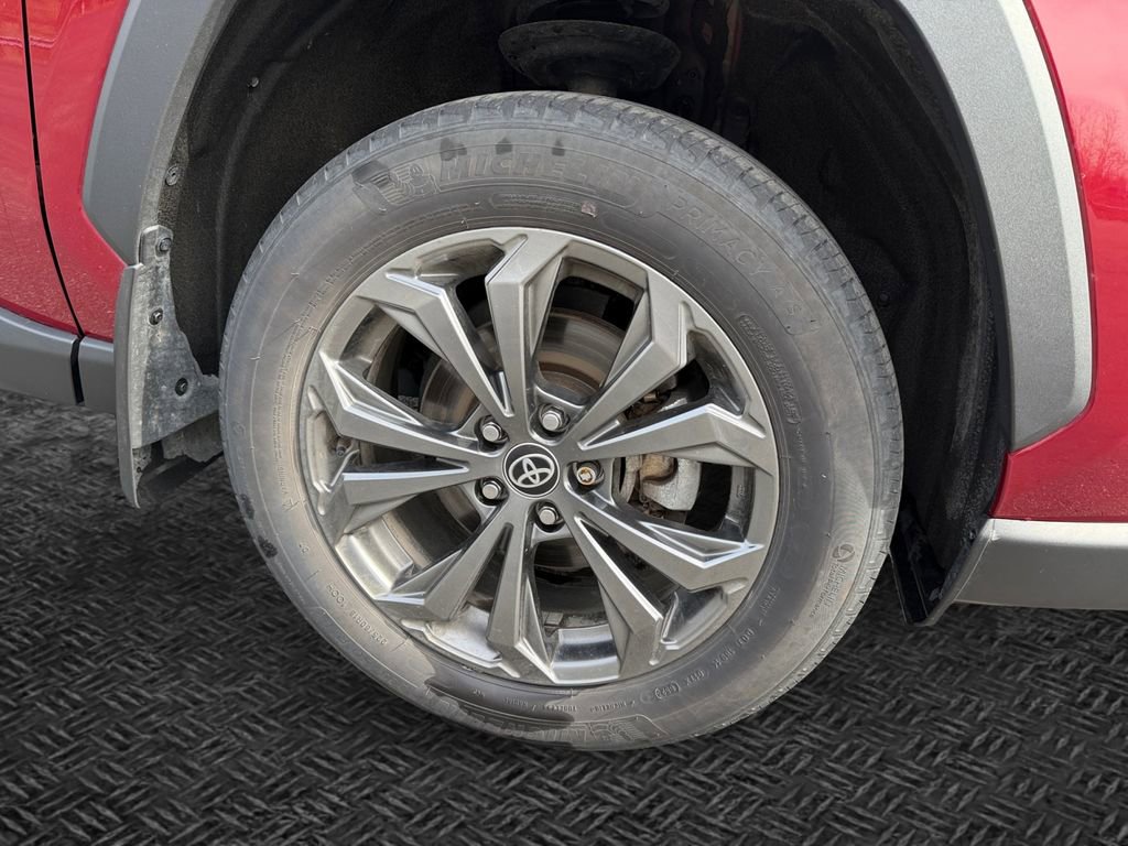 Used 2023 Toyota RAV4 Limited image 11