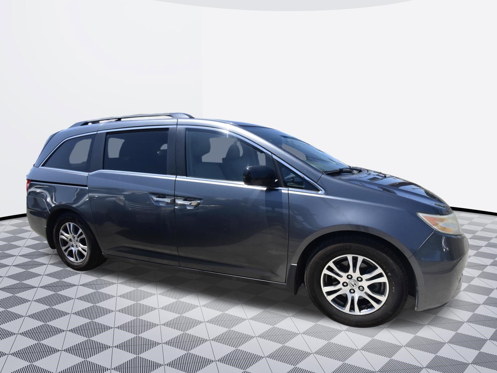 Used 2013 Honda Odyssey EX-L image 2