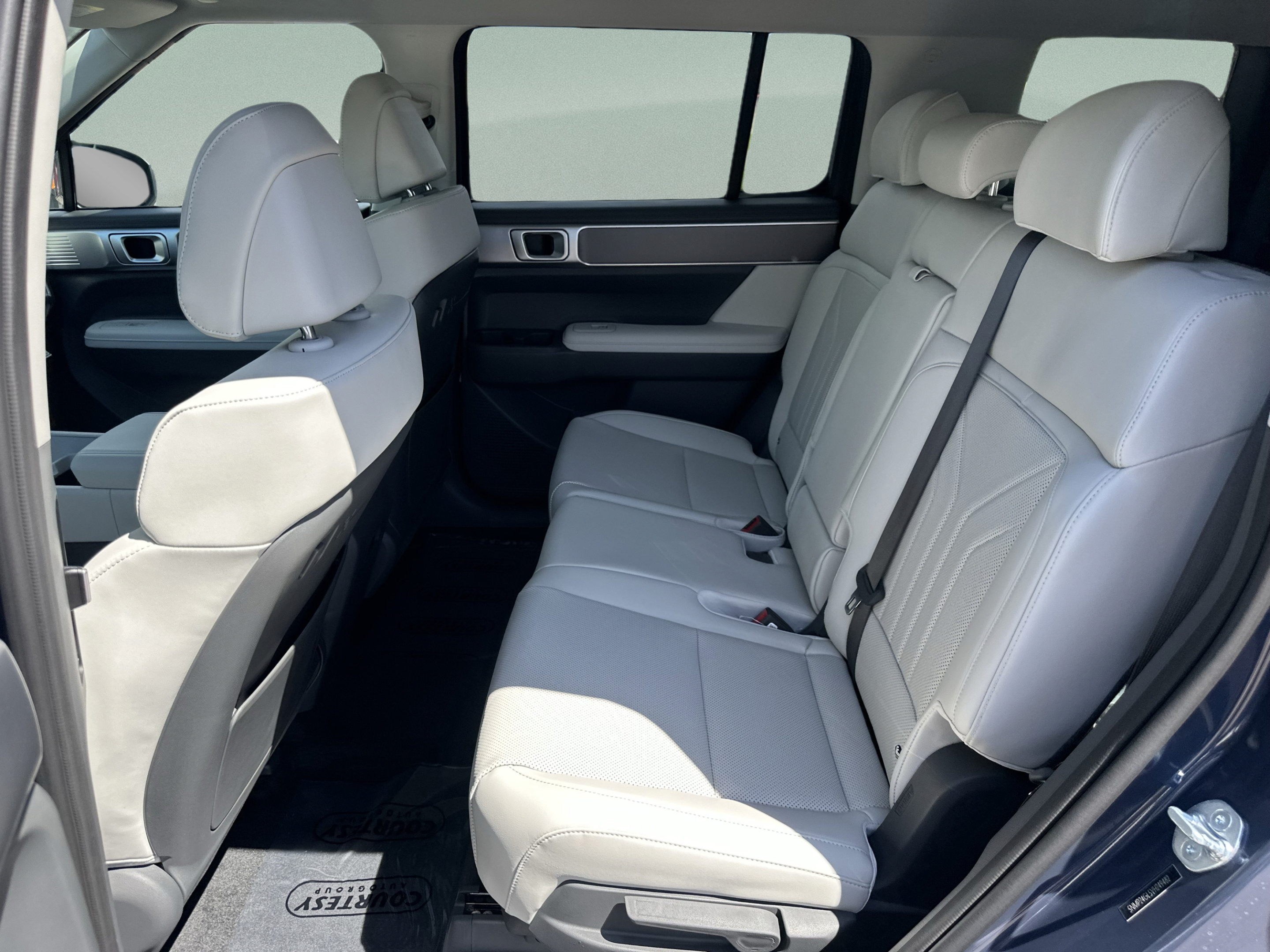 New 2027 Hyundai Santa Fe SEL FWD image 14