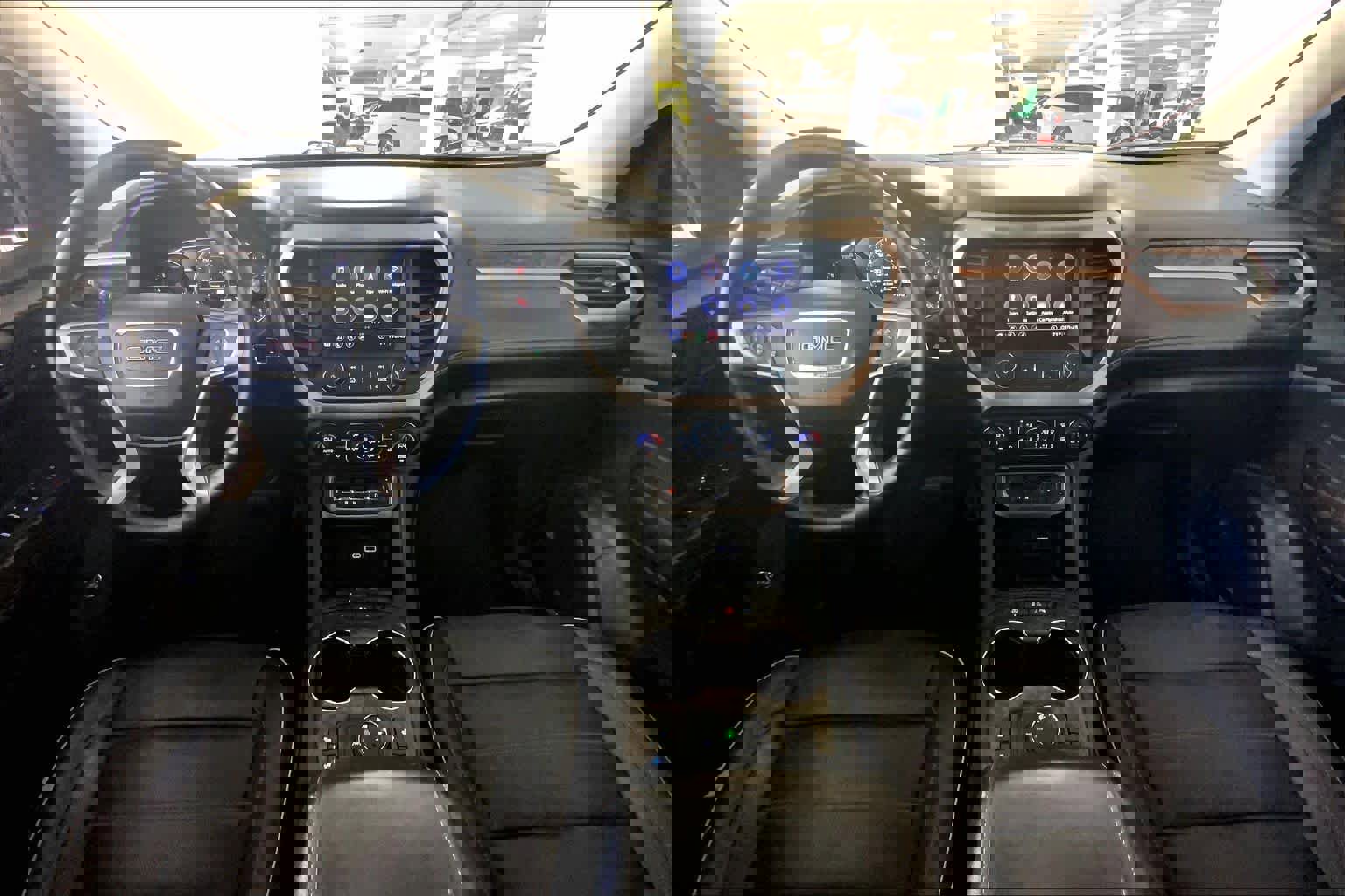 Used 2020 GMC Acadia Denali w/ Trailering Package image 16