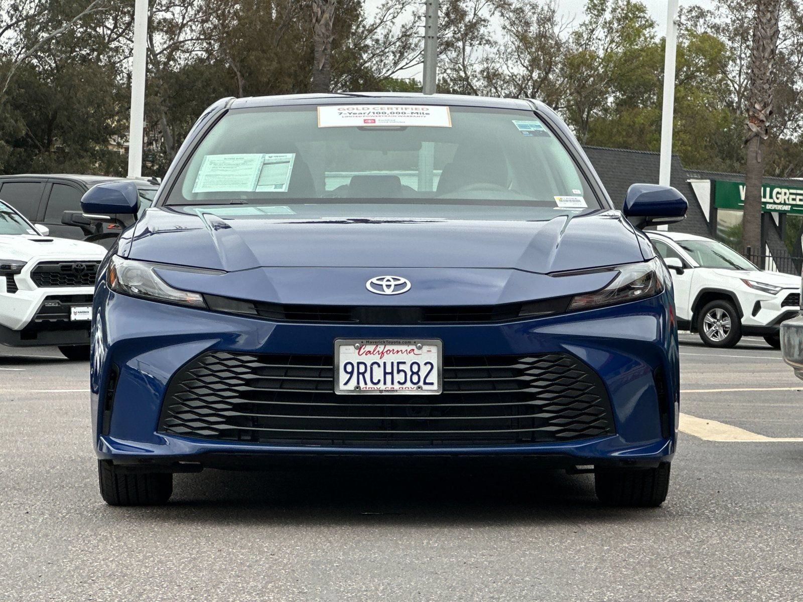 Used 2025 Toyota Camry LE FWD image 7