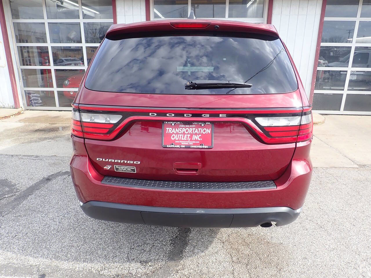 Used 2018 Dodge Durango SXT w/ 3rd Row Seating Group AWD/4WD image 18
