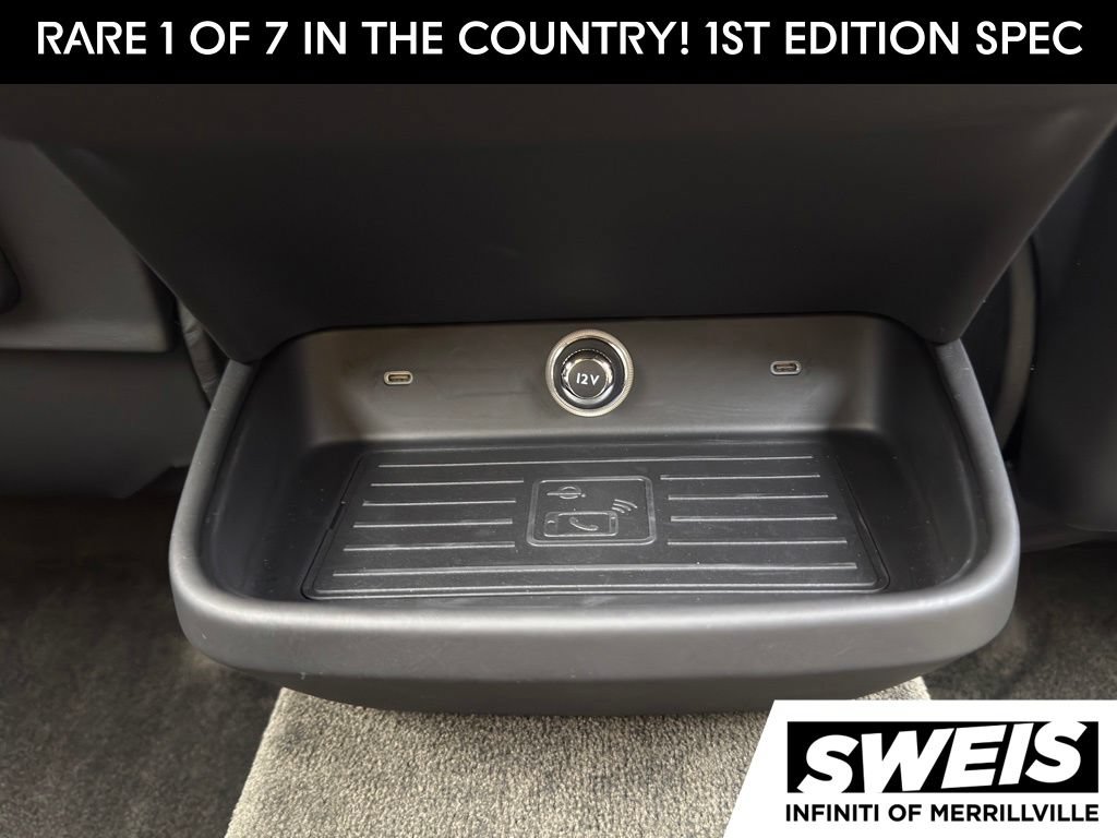 Used 2023 Bentley Bentayga Extended Wheelbase AWD/4WD image 39