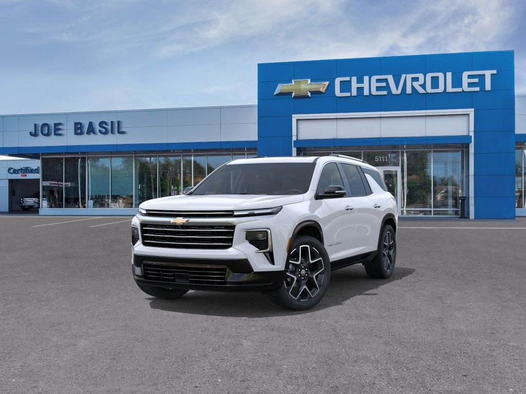 New 2026 Chevrolet Traverse High Country w/ LPO, Floor Liner Package AWD/4WD image 8