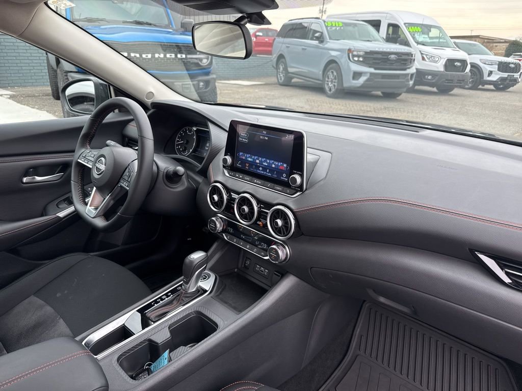 Used 2025 Nissan Sentra SR image 19