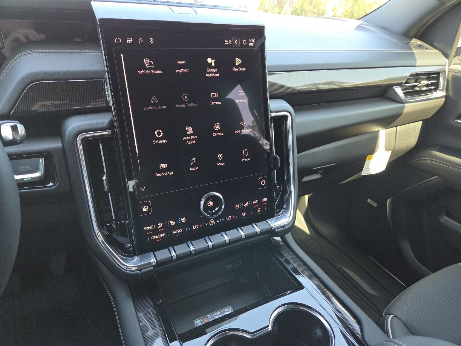 New 2026 GMC Yukon XL Elevation image 34