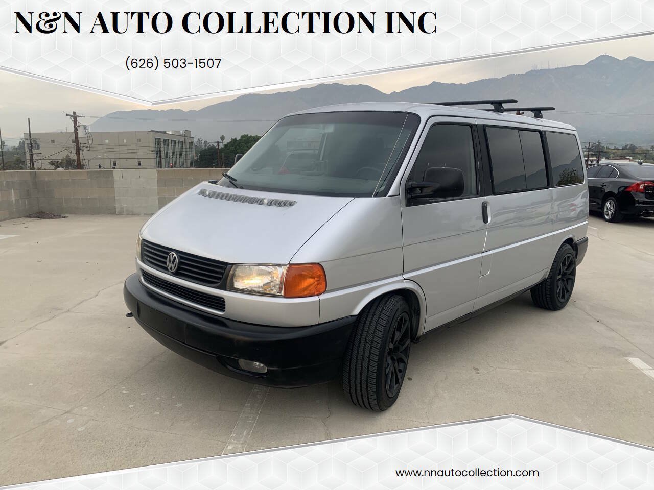 Used 2003 Volkswagen Eurovan MV FWD image 1