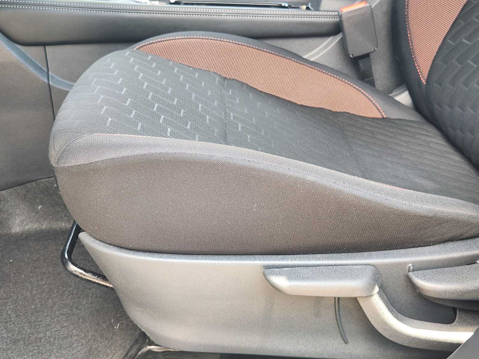 Used 2024 Nissan Kicks SR FWD image 23