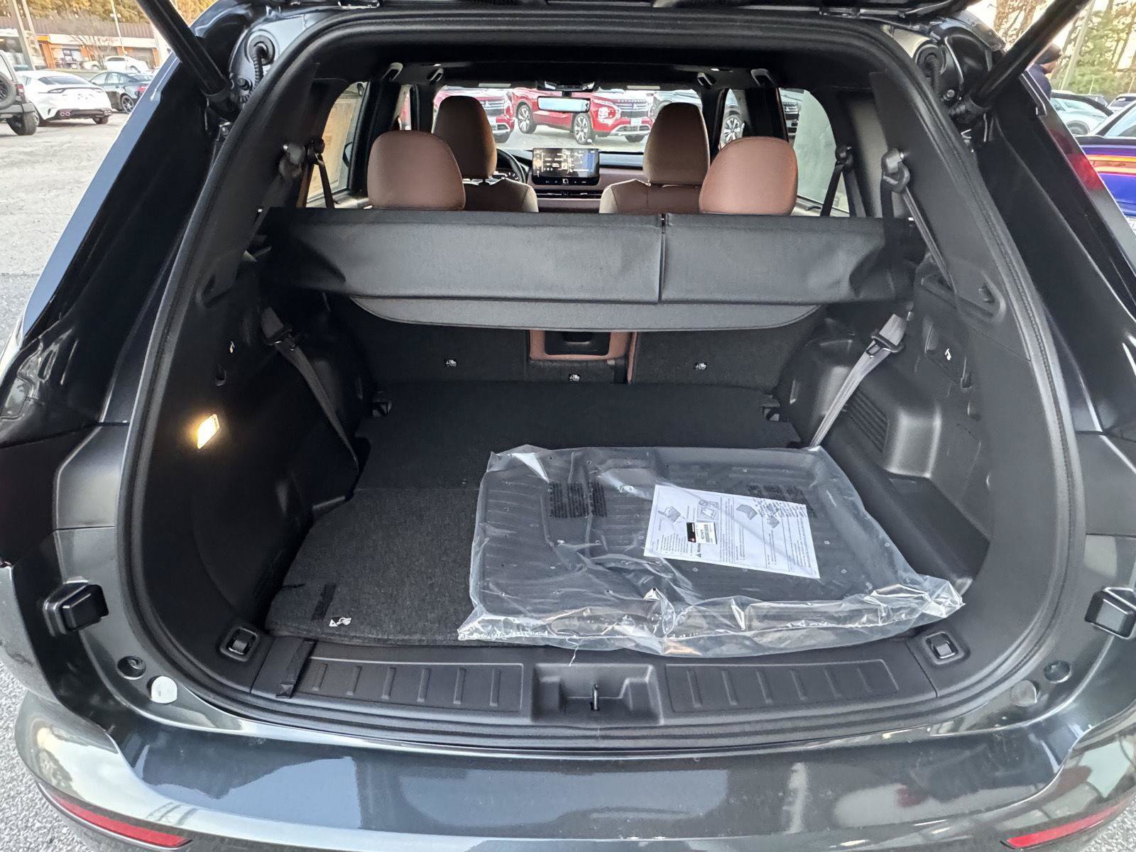 New 2026 Mitsubishi Outlander SEL FWD image 25