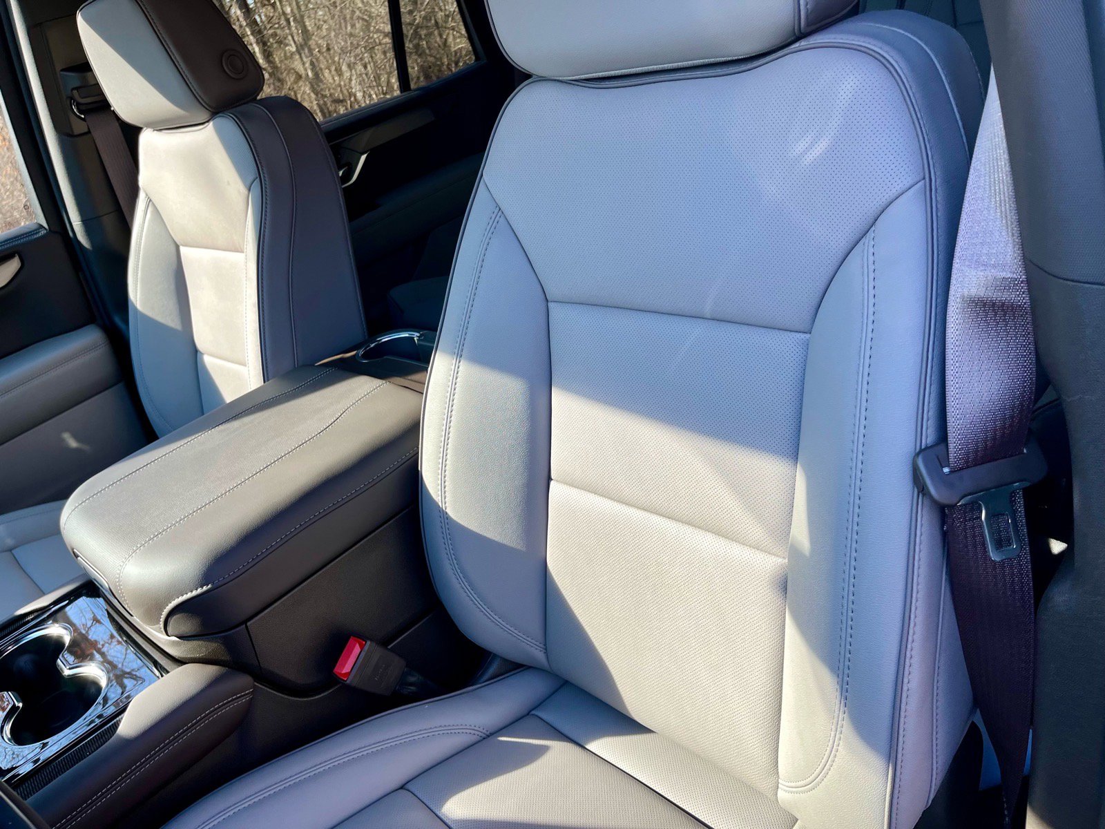 New 2026 GMC Yukon Elevation image 17