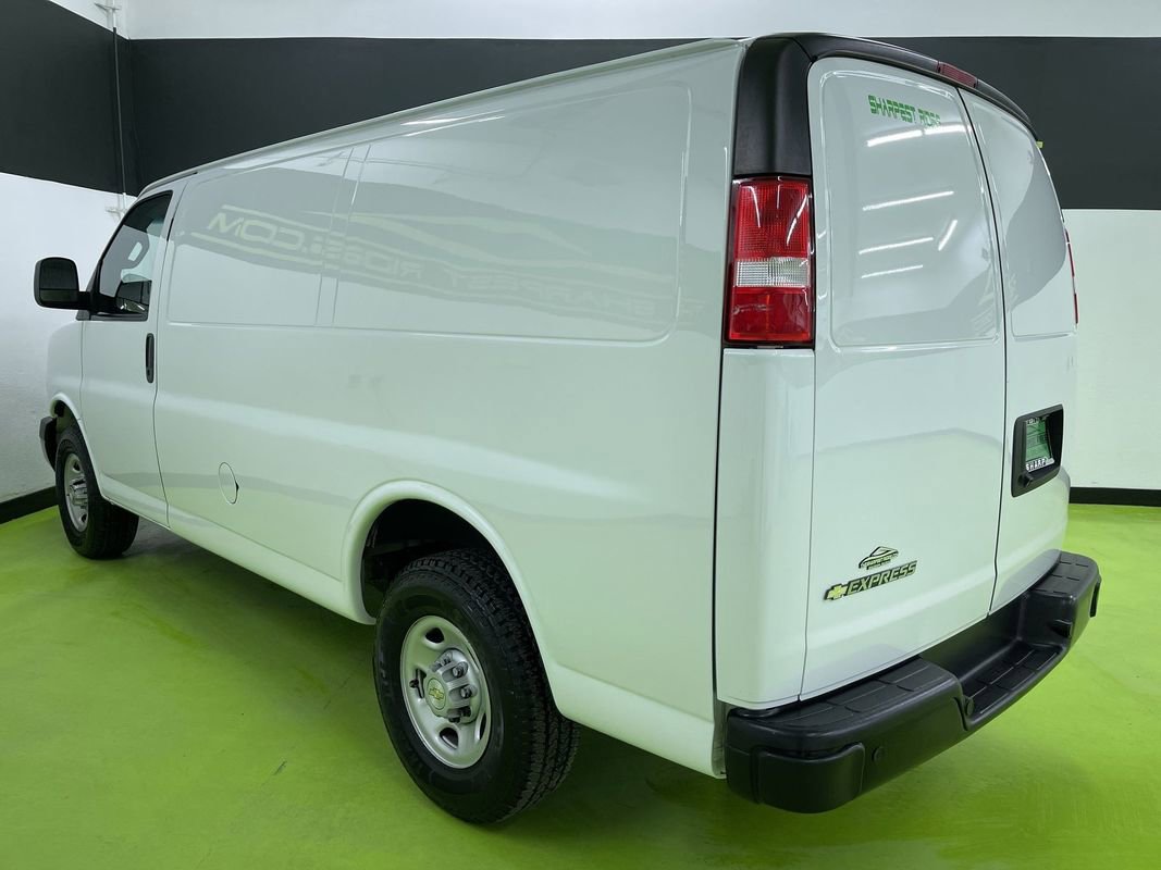 Used 2022 Chevrolet Express 2500 w/ Driver Convenience Package image 7