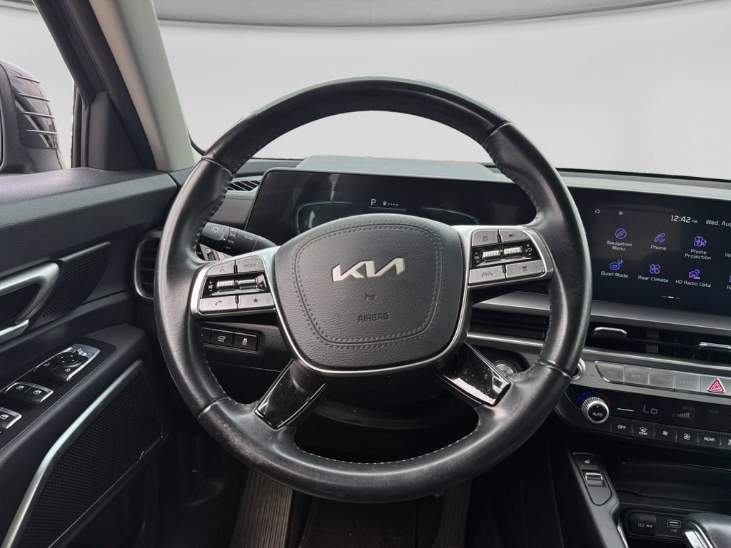 Used 2025 Kia Telluride S AWD/4WD image 15