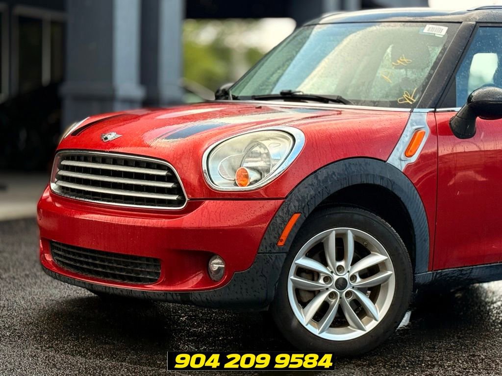 Used 2014 MINI Cooper Countryman FWD image 2