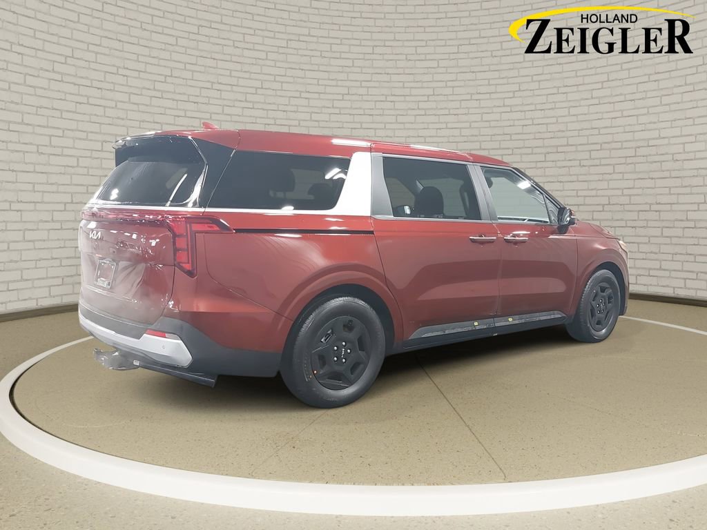 New 2026 Kia Carnival FWD image 5