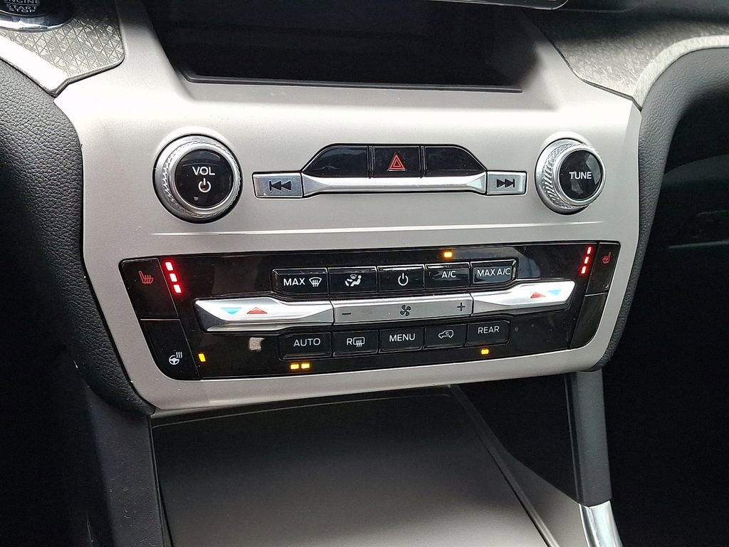 Used 2024 Ford Explorer Timberline w/ Timberline Technology Package AWD/4WD image 19