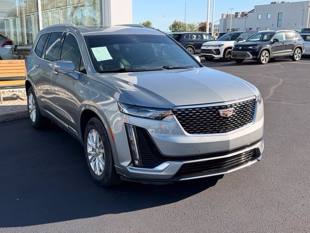 Used 2023 Cadillac XT6 Luxury AWD/4WD image 6