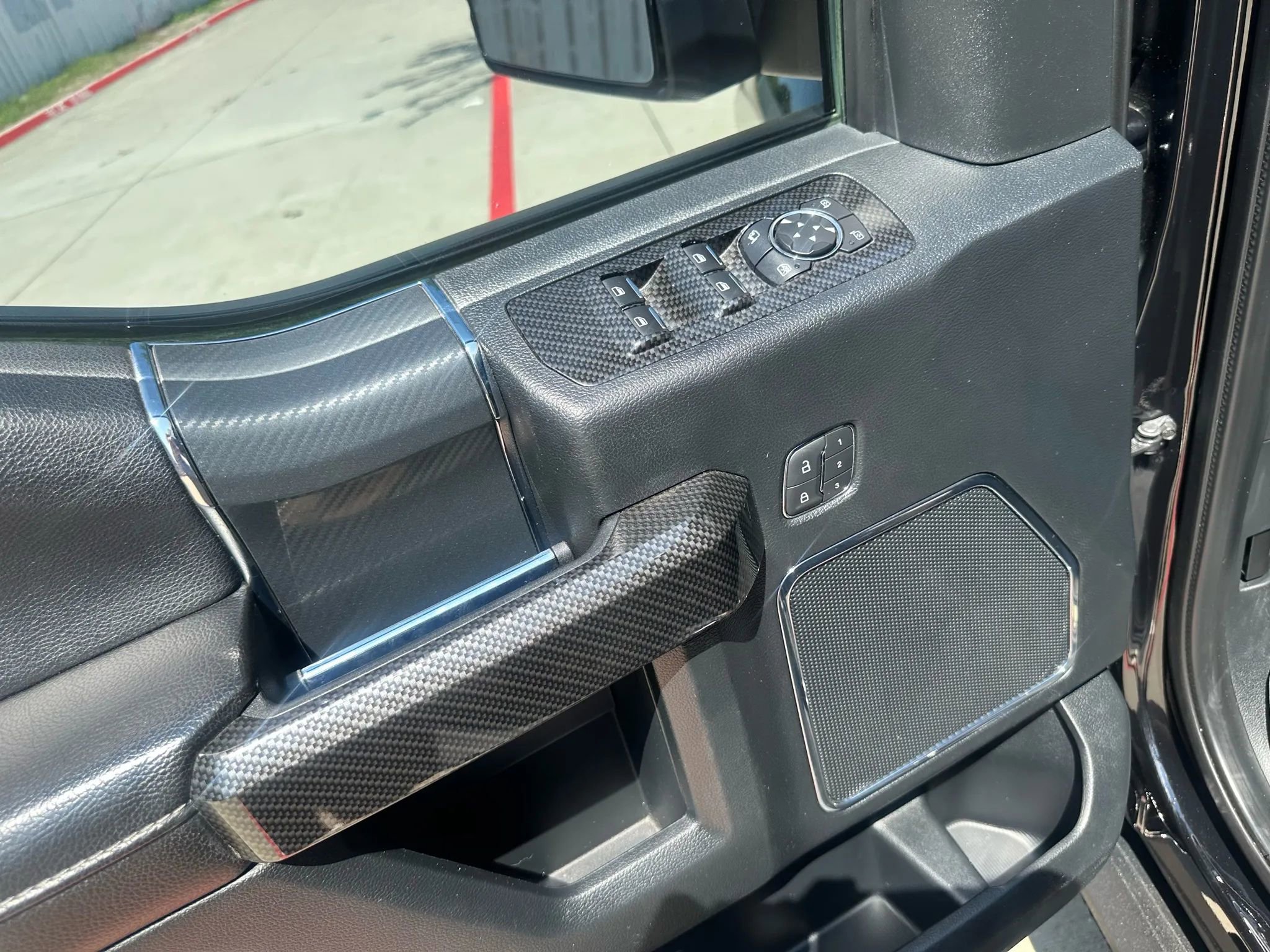 Used 2019 Ford F150 Lariat w/ Equipment Group 502A Luxury image 35