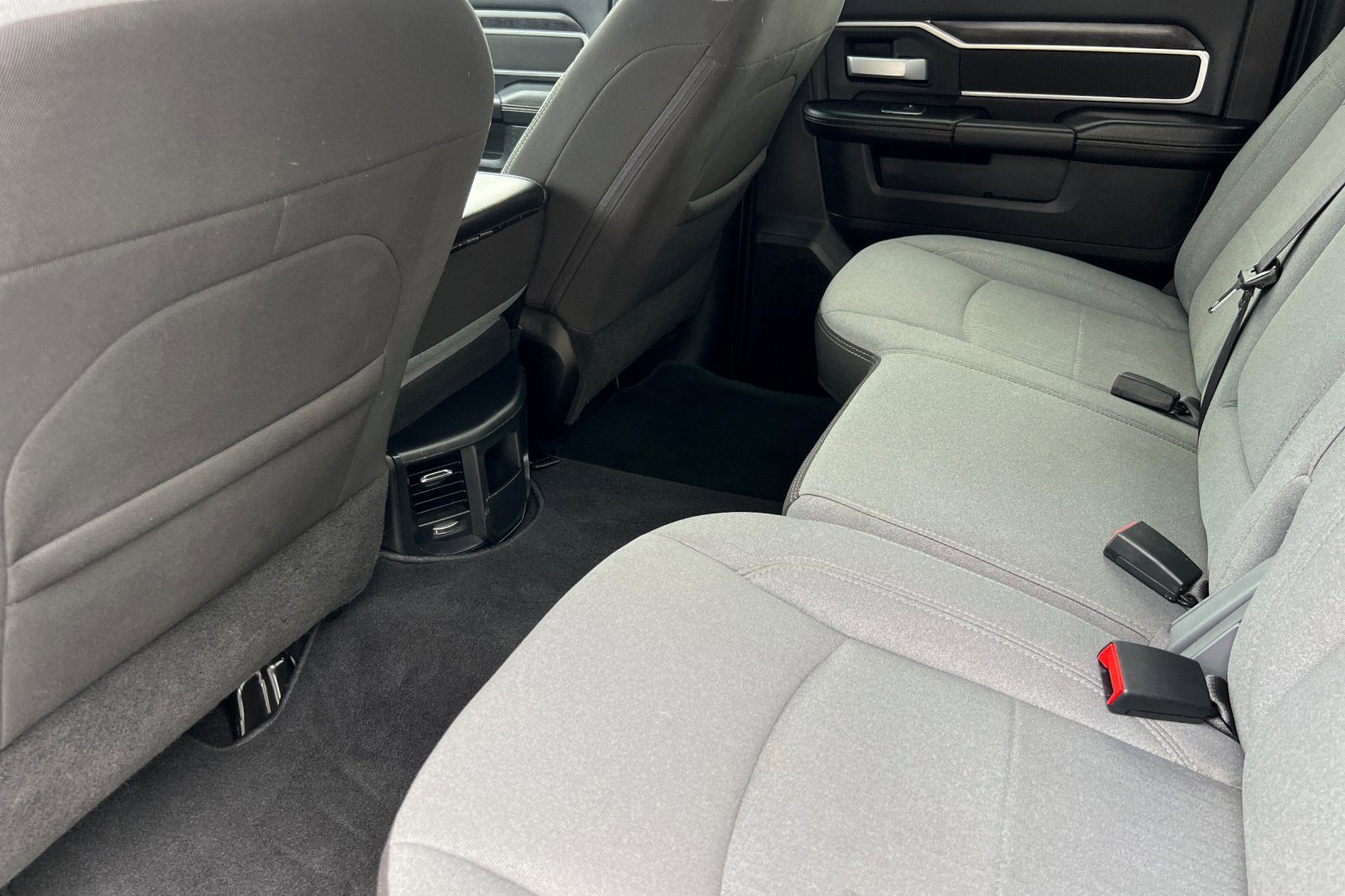 Used 2024 RAM 2500 Big Horn image 11