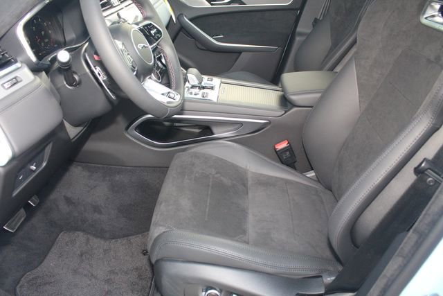 New 2026 Jaguar F-PACE SVR image 20