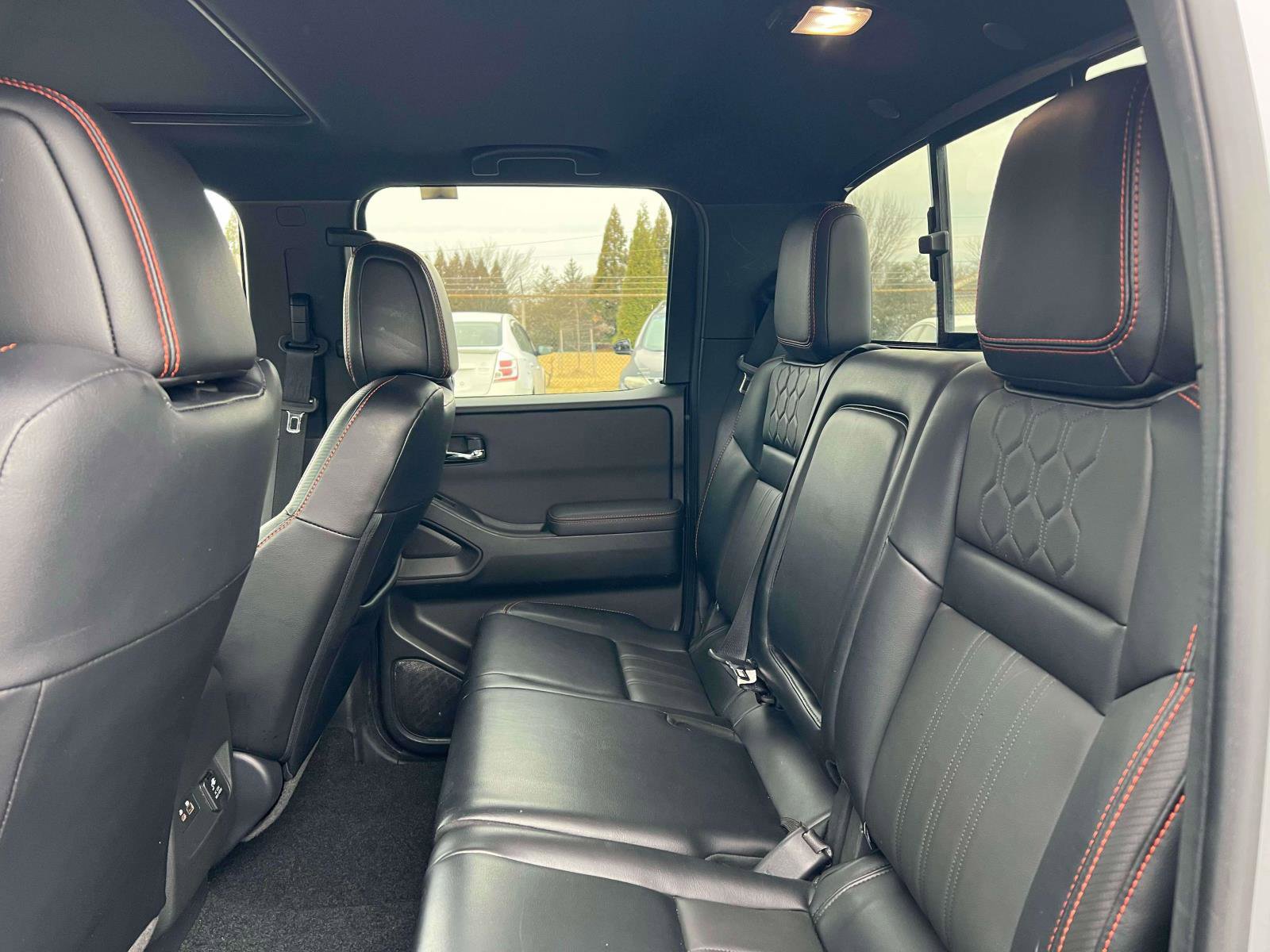 Used 2024 Nissan Frontier PRO-4X w/ Pro Premium Package image 29