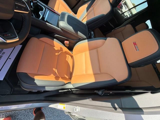 New 2027 Chevrolet Traverse Z71 w/ Driver Confidence Package AWD/4WD image 40