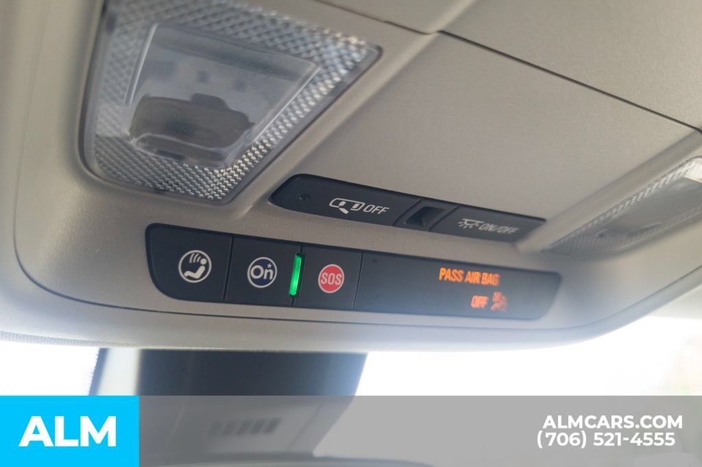 Used 2024 Chevrolet Equinox LT FWD image 34