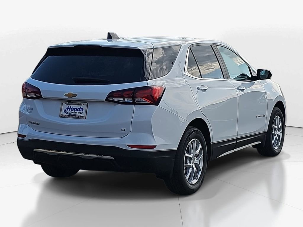 Used 2023 Chevrolet Equinox LT image 9