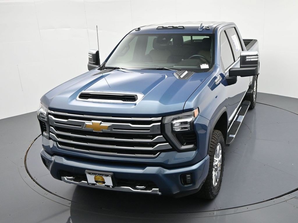 Used 2024 Chevrolet Silverado 3500 High Country w/ Z71 Off-Road Package AWD/4WD image 17