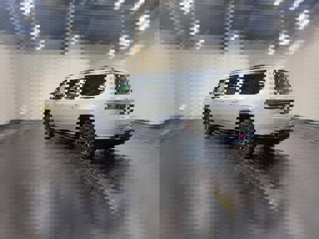 New 2026 Jeep Grand Wagoneer L Limited image 8