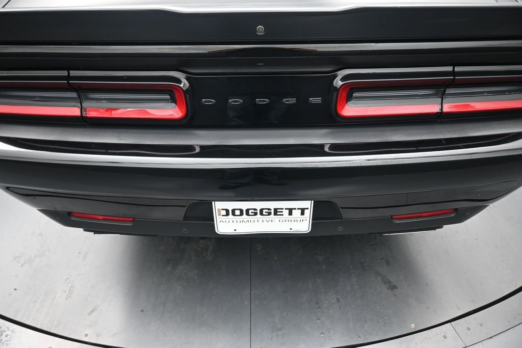 Used 2023 Dodge Challenger R/T w/ Blacktop Package RWD image 2