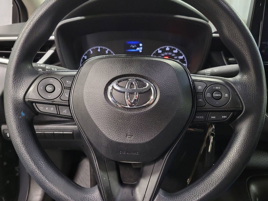Used 2024 Toyota Corolla LE image 17